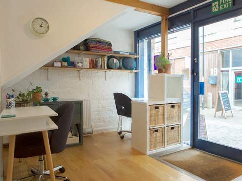 Bristol School Of Yoga - Photo 4