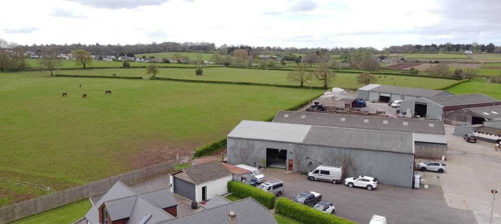 Farm Studio - Photo 2