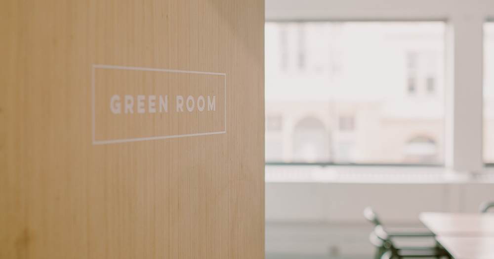 The Green Room - Photo 2
