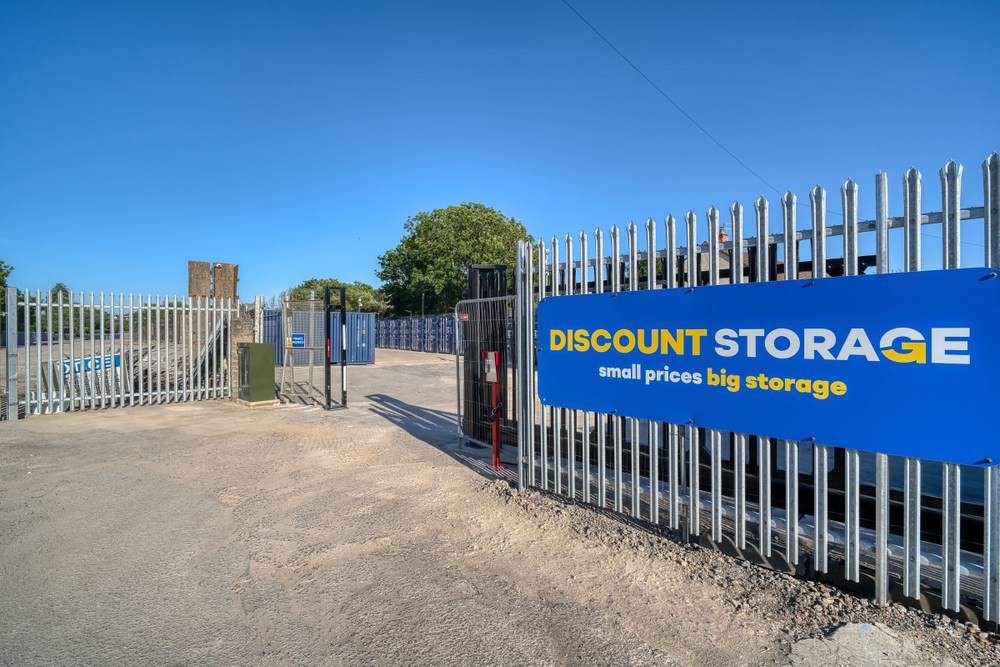 Discount Storage - Photo 2