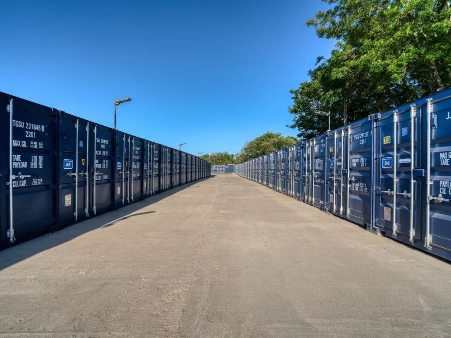Discount Storage - Photo 4