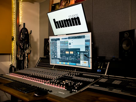 Humm Studios - Photo 7